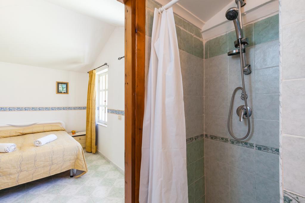 Nitrodi Experience Guest House Barano d'Ischia ภายนอก รูปภาพ