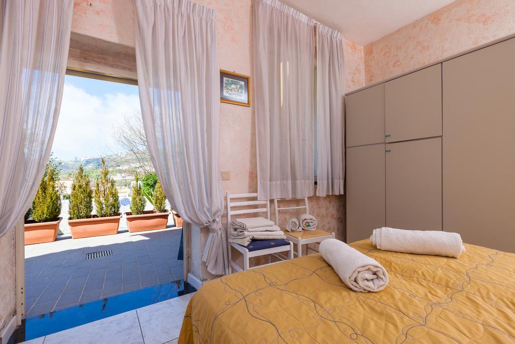 Nitrodi Experience Guest House Barano d'Ischia ภายนอก รูปภาพ